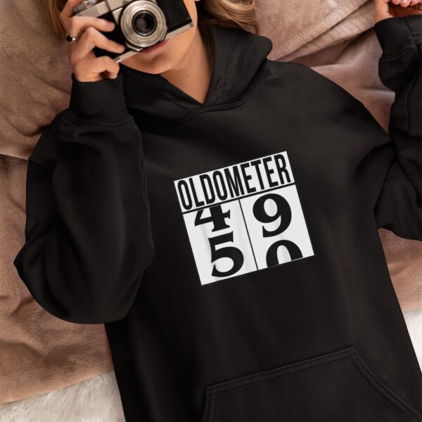 50th Birthday Gag Gift Idea for Mom or Dad Oldometer Funny T-Shirt 2