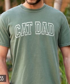 Cat Dad Shirt, Cat Lover Tee, Fathers Day Gift,Vintage Varsity style Cat Daddy Shirt, Best Cat Dad Ever tee