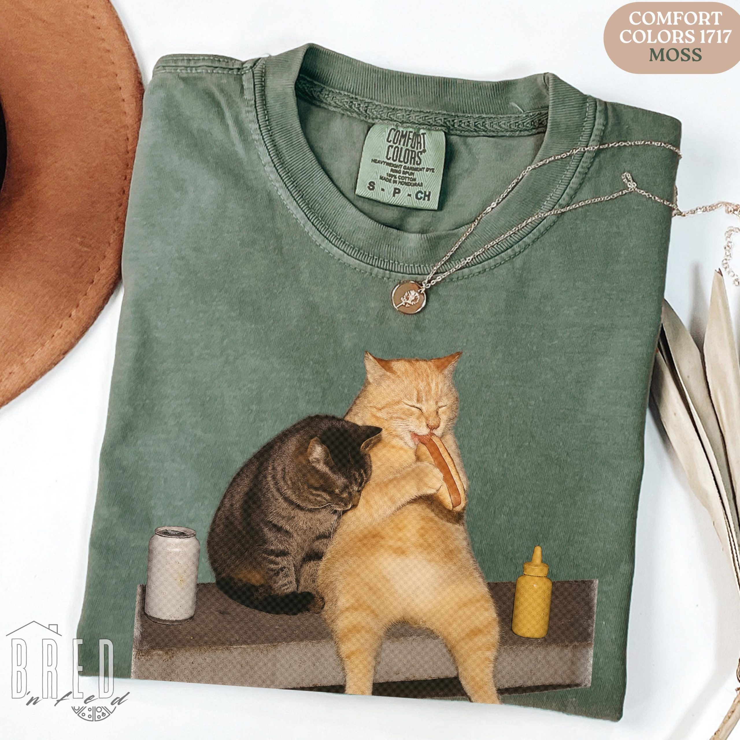 Cat Eating Hot Dog Shirt, Funny Vintage Cat, Comfort Colors Tee, Gift For Pet Lovers.